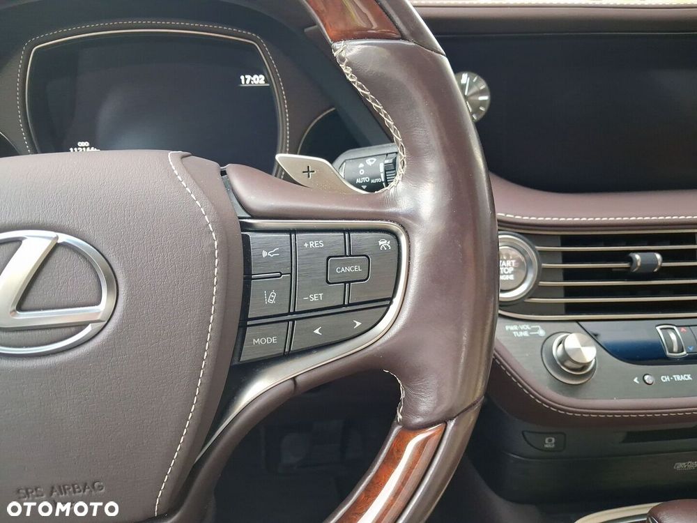 Lexus LS 500 Prestige AWD - 17