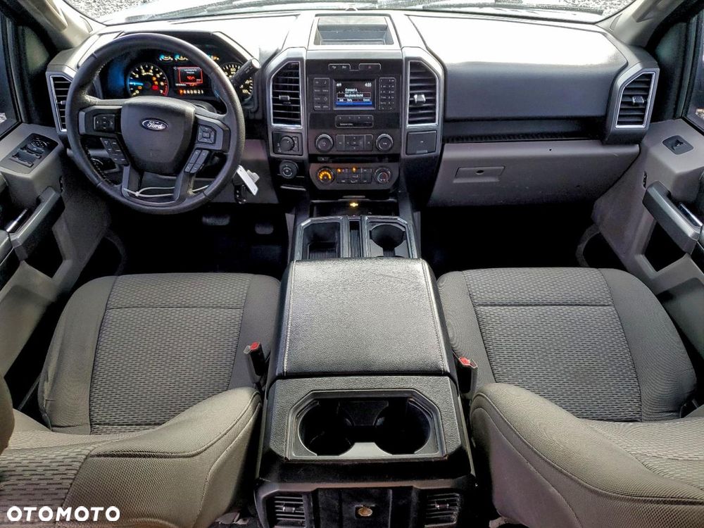 Ford F150 - 8