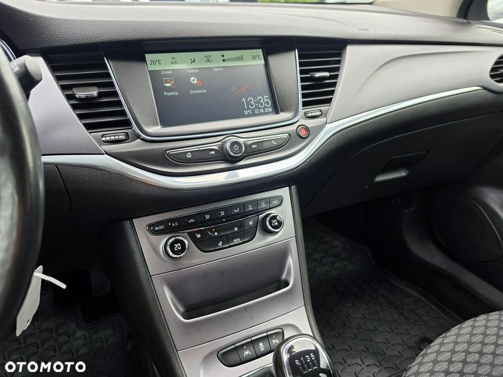 Opel Astra - 38