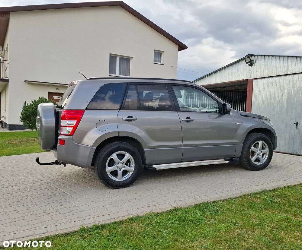 Suzuki Grand Vitara 2006 photo 2