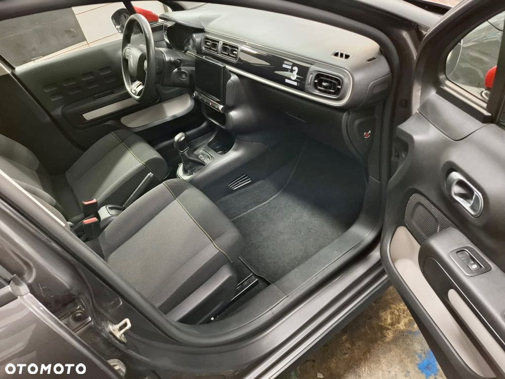Citroën C3 1.2 PureTech GPF Shine - 11