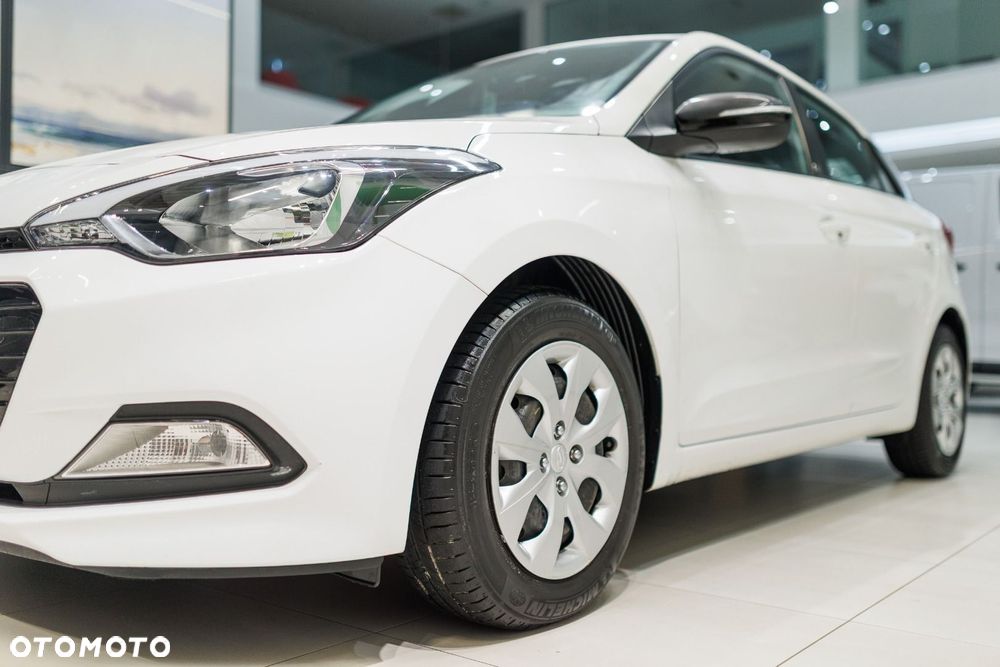 Hyundai i20 - 13