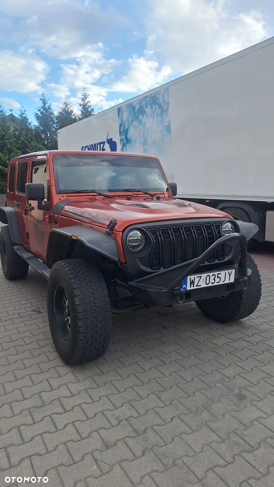 Jeep Wrangler Unlimited 3.8 Sahara - 1
