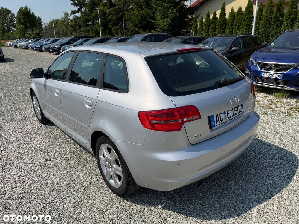 Audi A3 Sportback 1.6 Attraction - 5