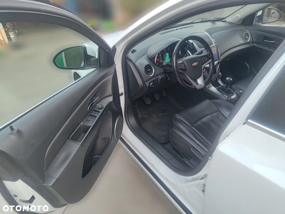 Chevrolet Cruze 1.4T LTZ - 16