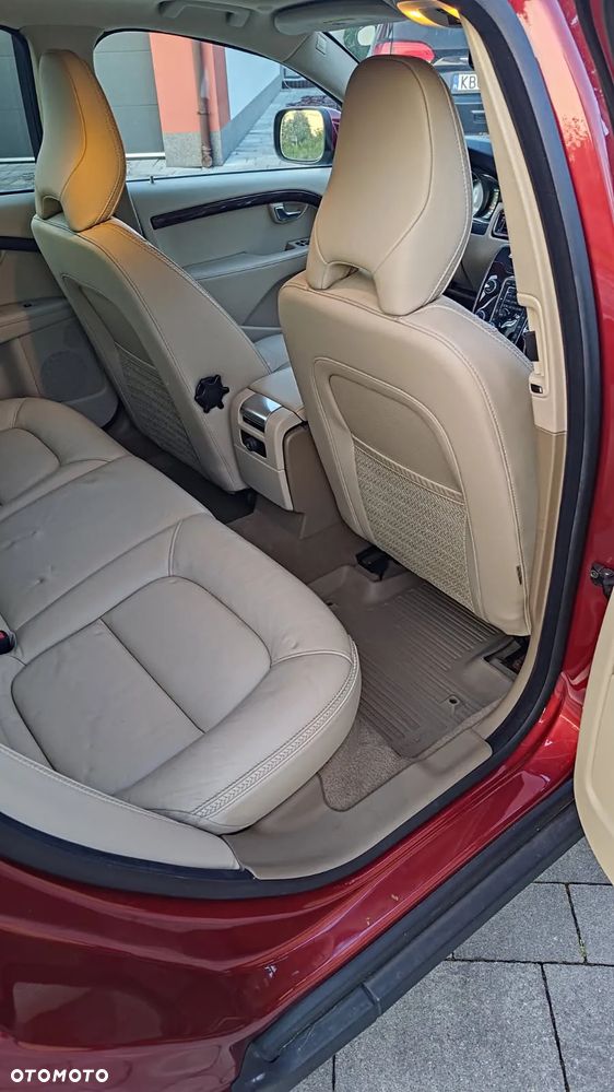 Volvo XC 70 3.2 AWD Kinetic - 9