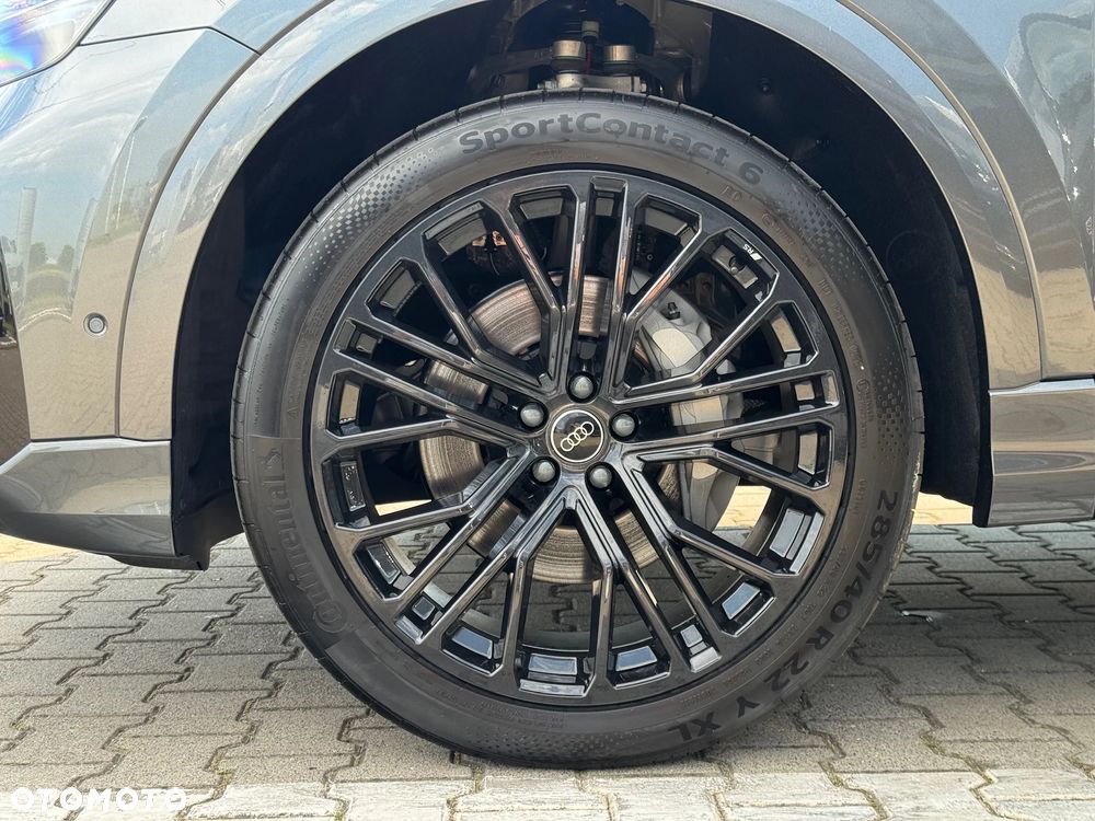 Audi Q8 - 11
