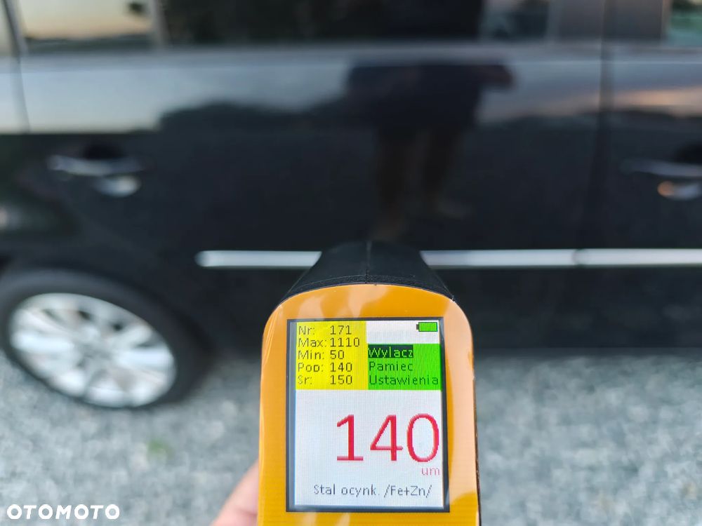 Volkswagen Touran 1.6 TDI DPF Highline - 26