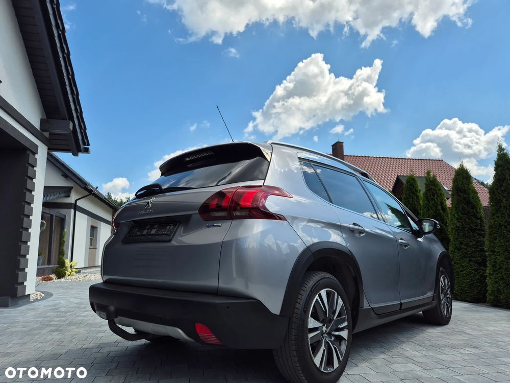 Peugeot 2008 - 10