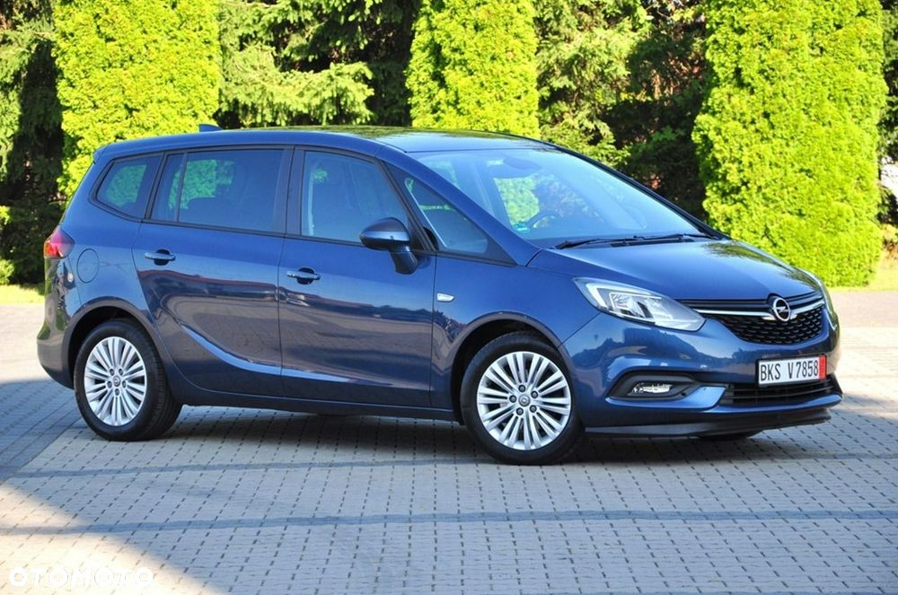 Opel Zafira - 10