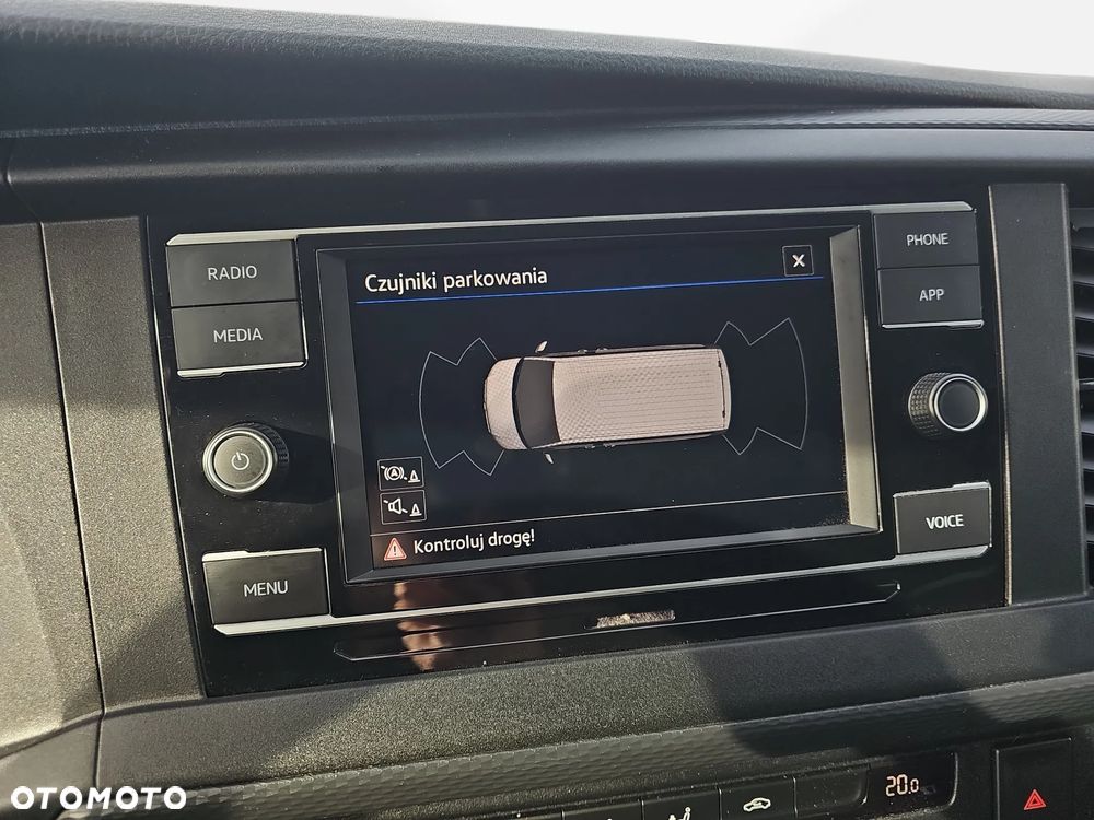 Volkswagen Caravelle - 26