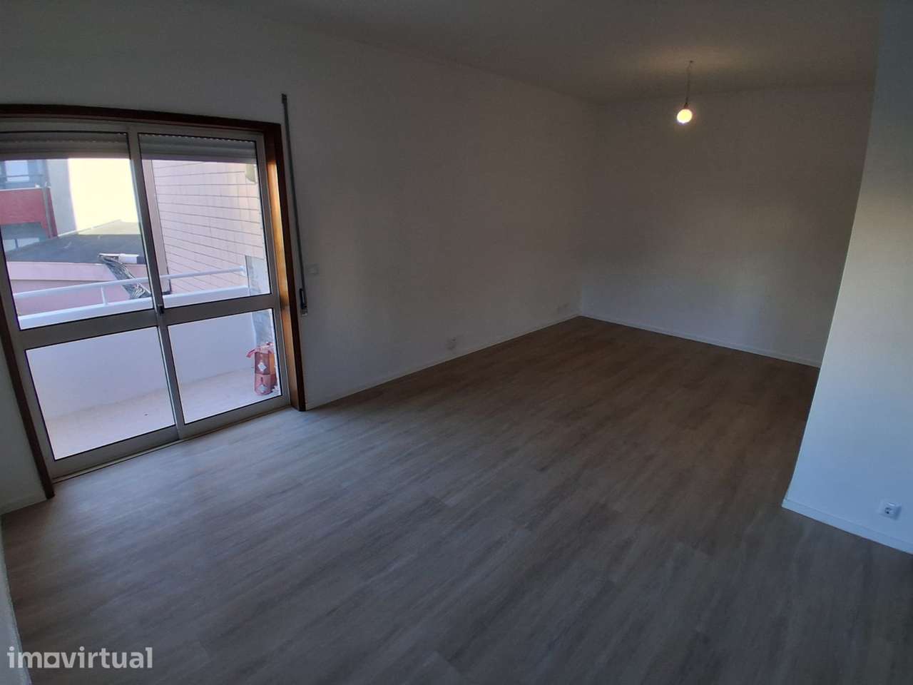 Apartamento T2 Venda em Baguim do Monte (Rio Tinto),Gondomar - Grande imagem: 4/17