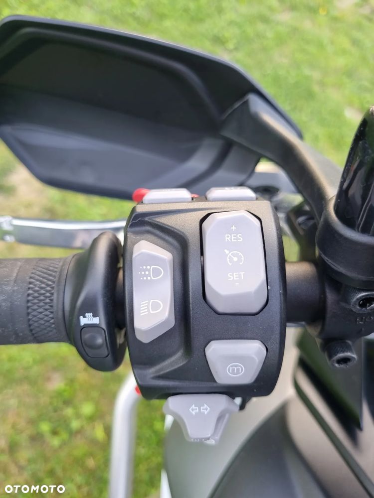 Triumph Tiger - 13