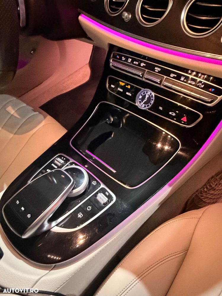 Mercedes-Benz E - 24