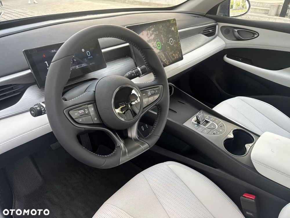 BYD Inny - 9