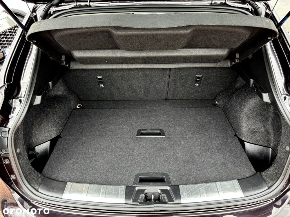Nissan Qashqai 1.2 DIG-T N-Connecta EU6 - 29