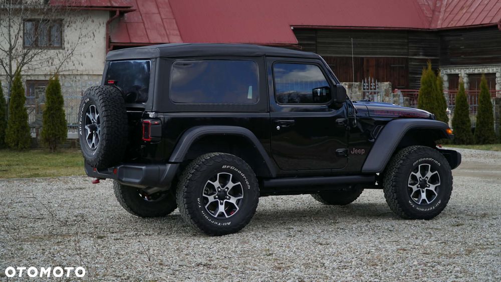 Jeep Wrangler - 4
