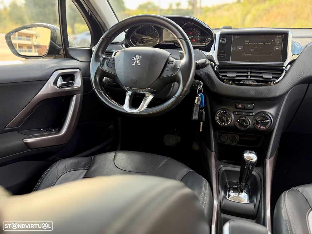 Peugeot 2008 - 7