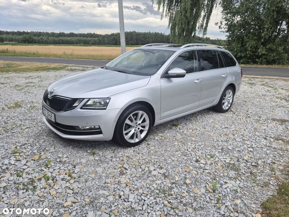 Skoda Octavia 1.6 TDI DSG Premium Edition - 2