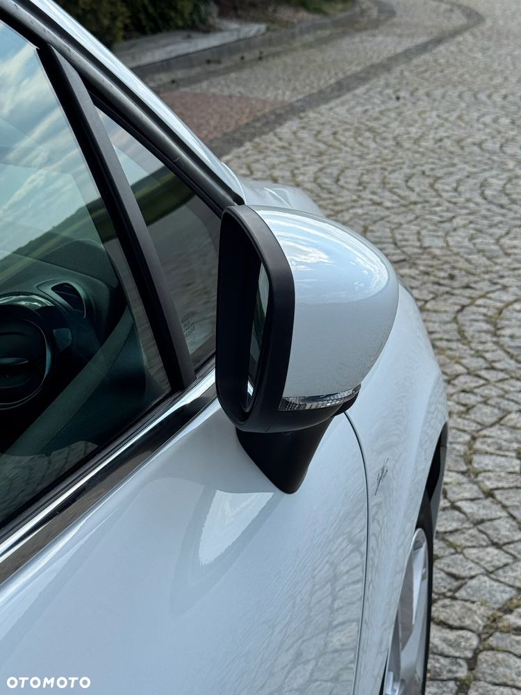 Renault Clio - 24