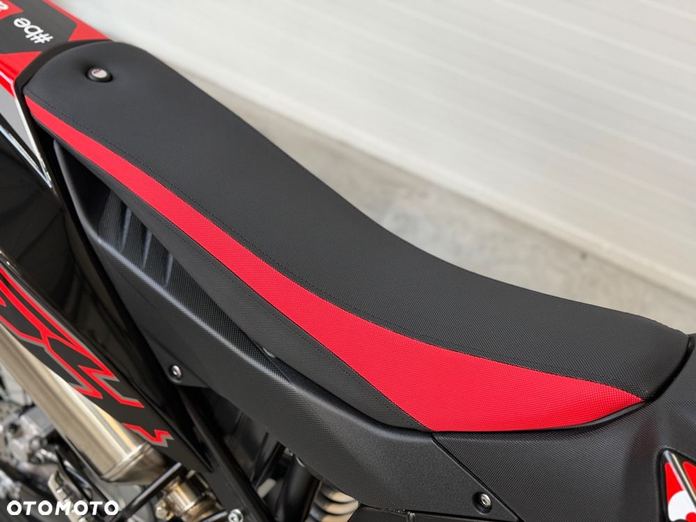 Aprilia SX - 16