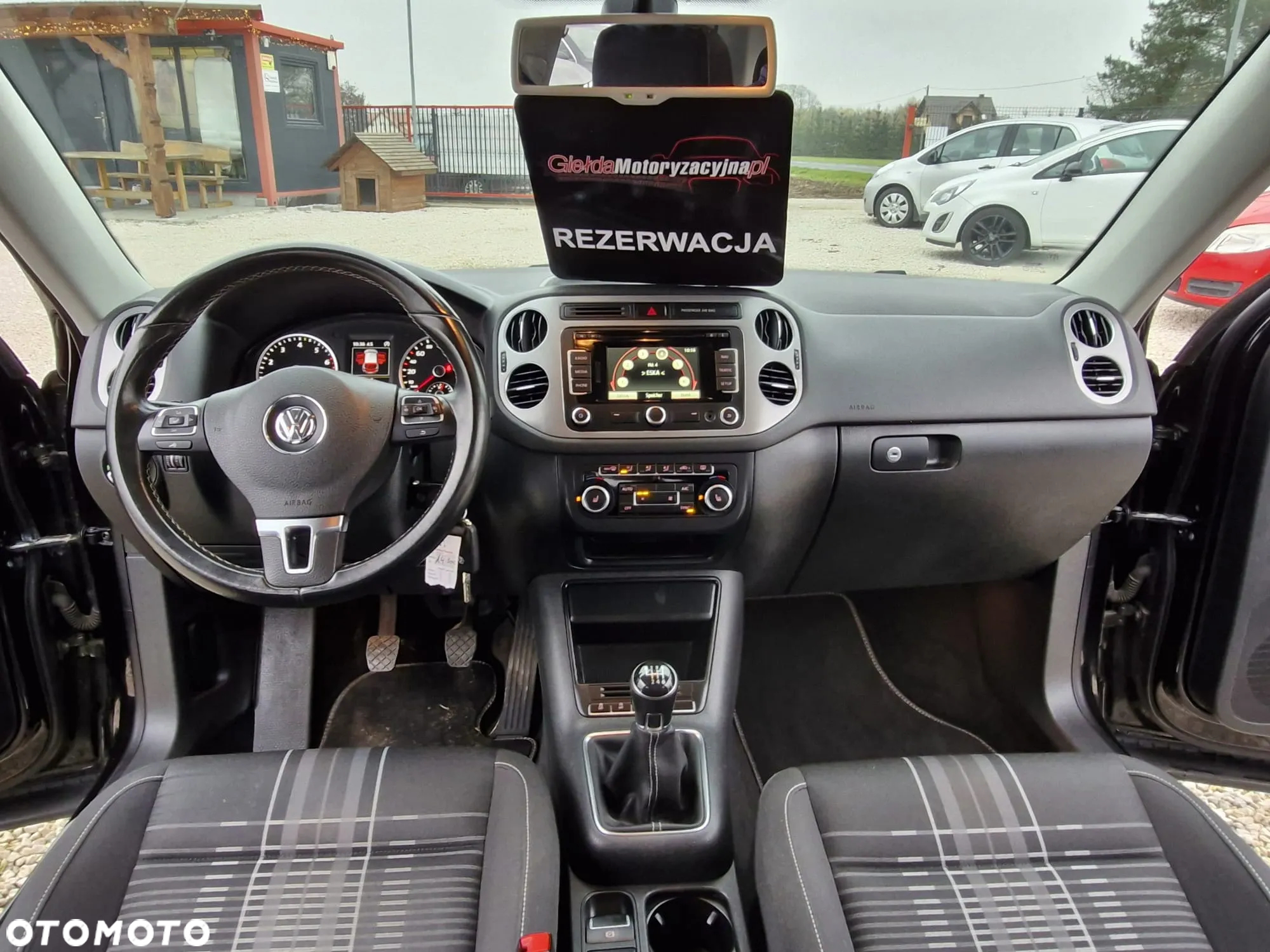 Volkswagen Tiguan - 16