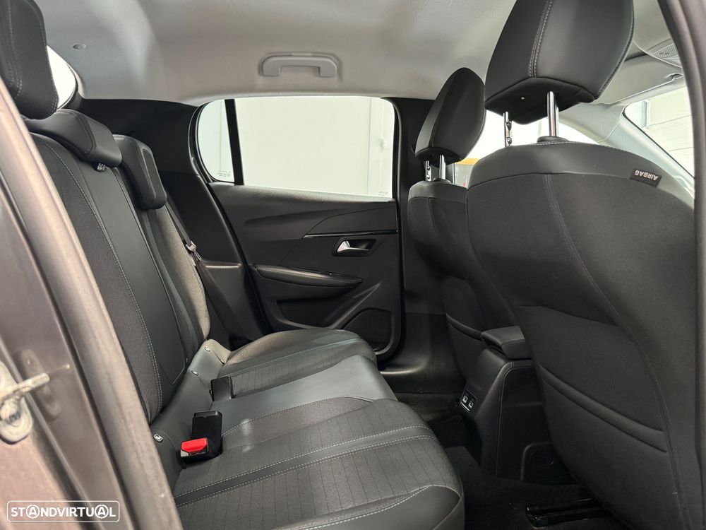 Peugeot 208 1.2 PureTech Allure Pack EAT8 - 27