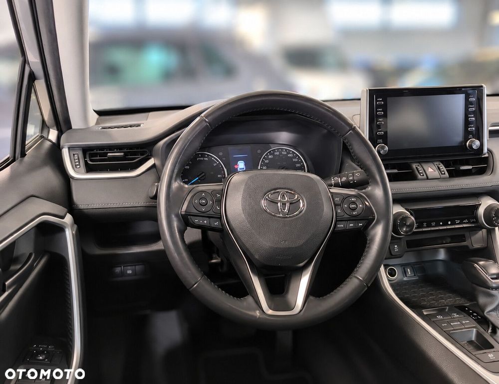 Toyota RAV4 - 2