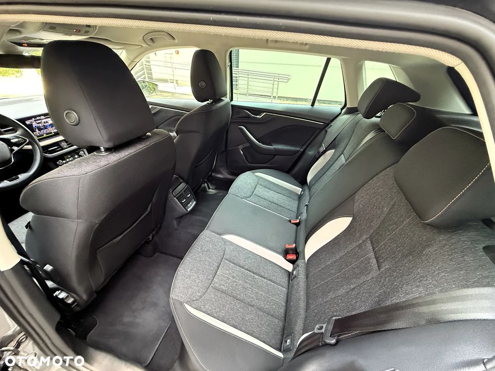 Skoda Kamiq 1.5 TSI Style DSG - 21