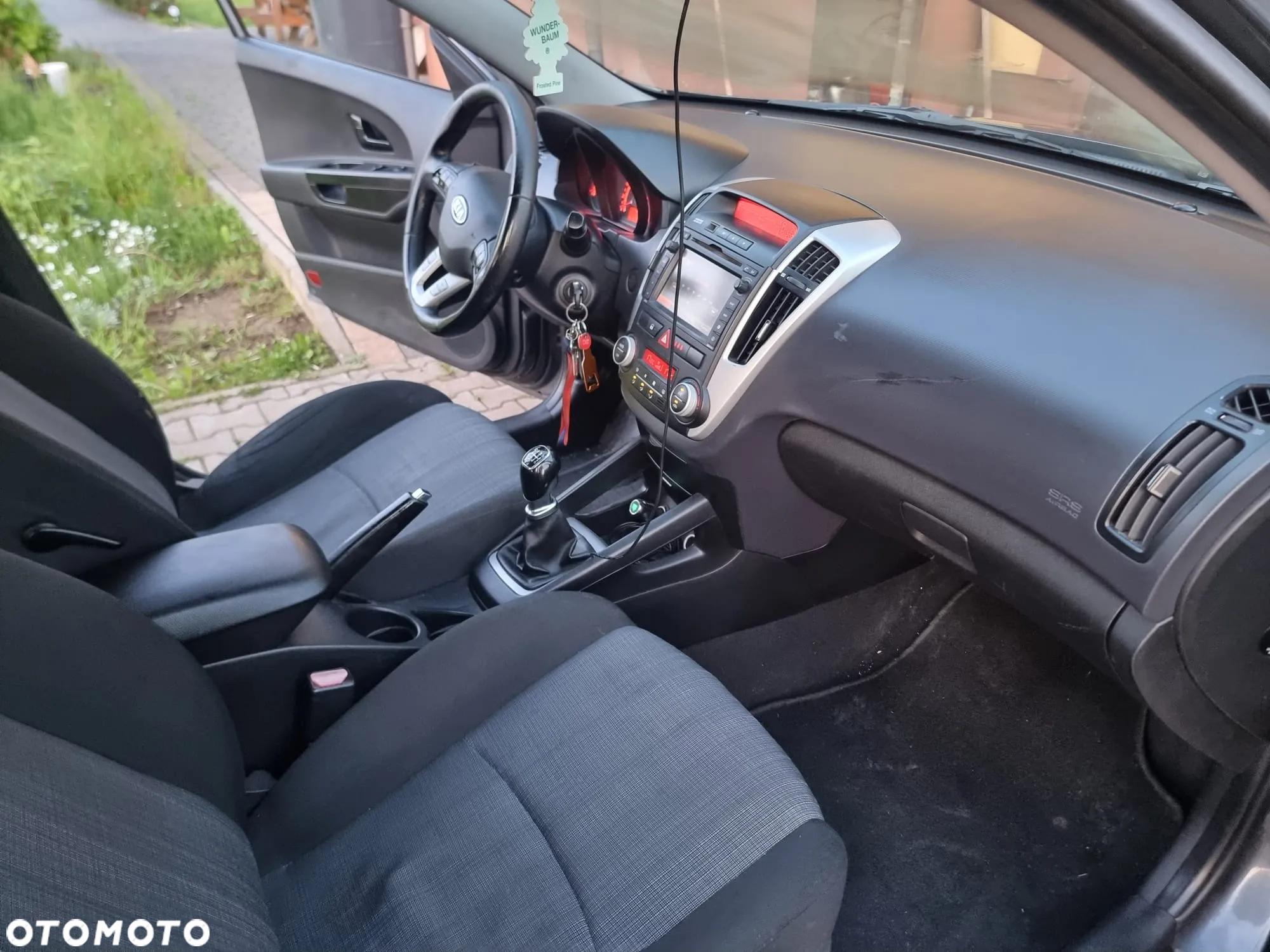 Kia Ceed Cee'd 1.6 Crdi Comfort + - 18