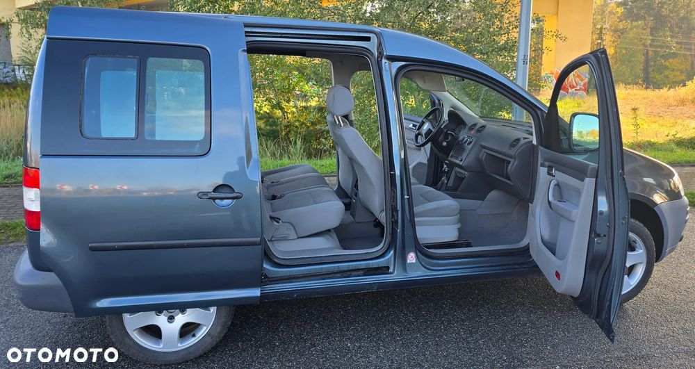 Volkswagen Caddy 1.6 Familie (7-Si.) - 16