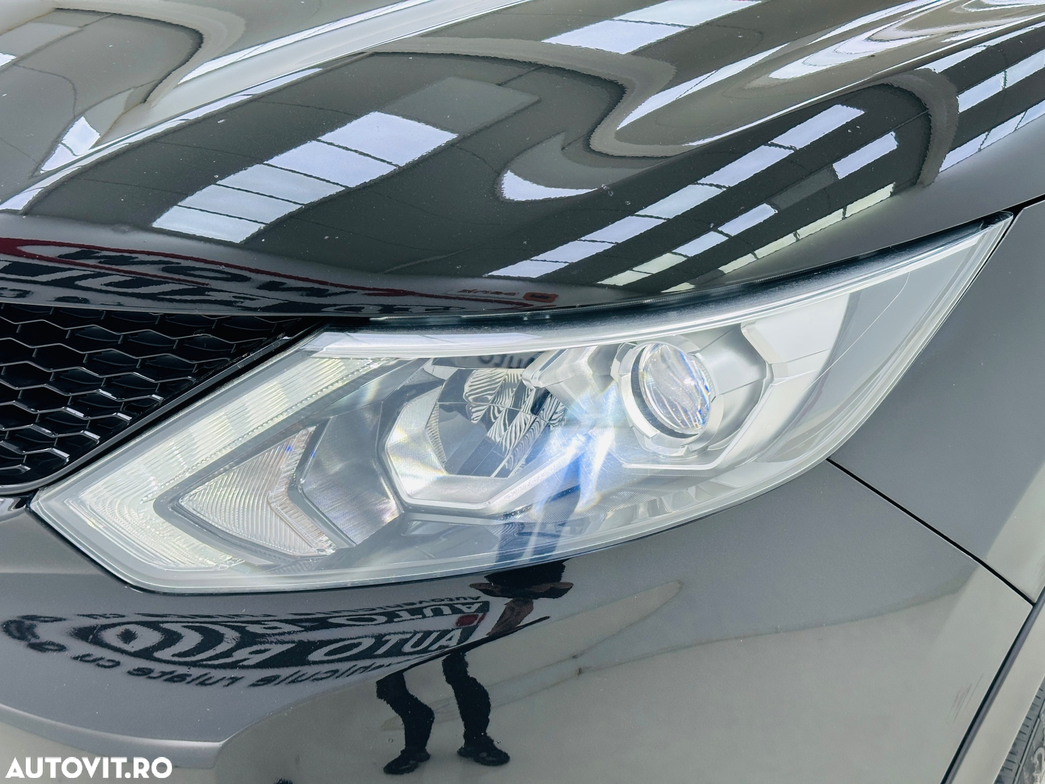 Nissan Qashqai 1.5 DCI Start/Stop Tekna - 37
