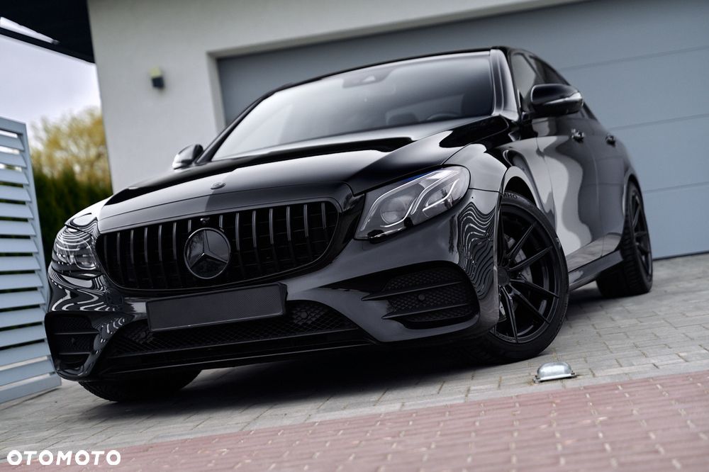 Mercedes-Benz Klasa E 220 d 4-Matic AMG - 1
