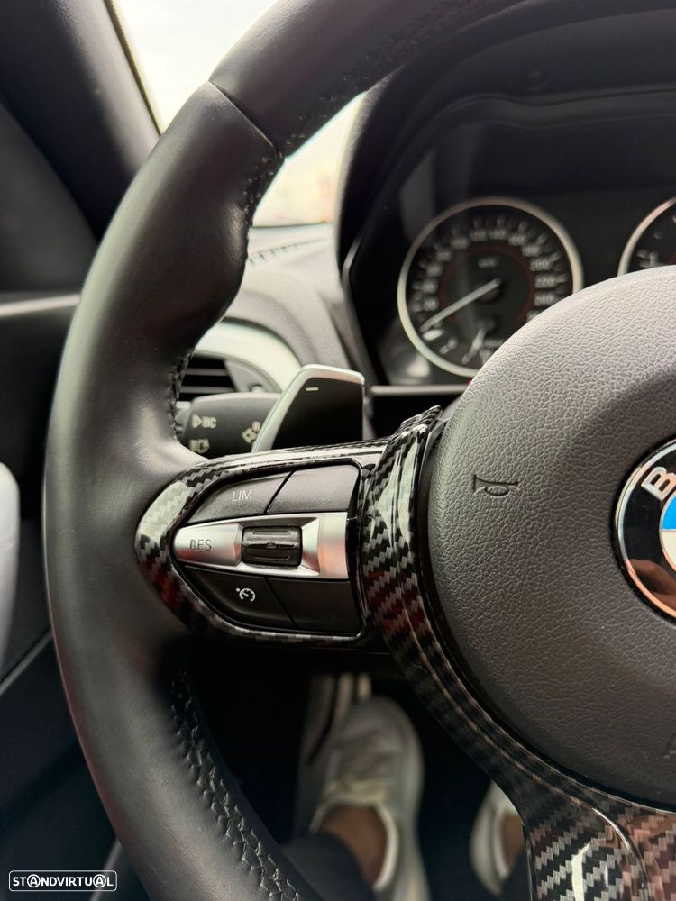 BMW 218 - 33