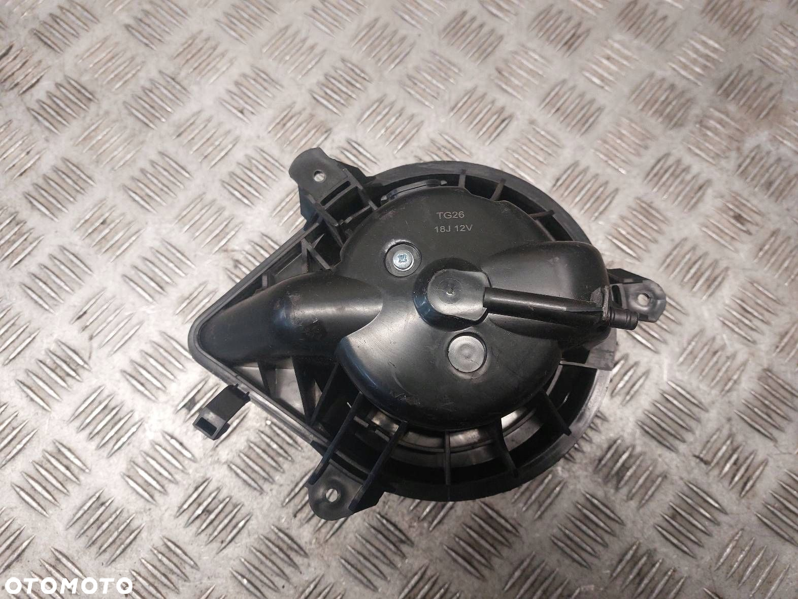DMUCHAWA WENTYLATOR NAWIEWU PEUGEOT PARTNER I LIFT 2.0 HDI - 3
