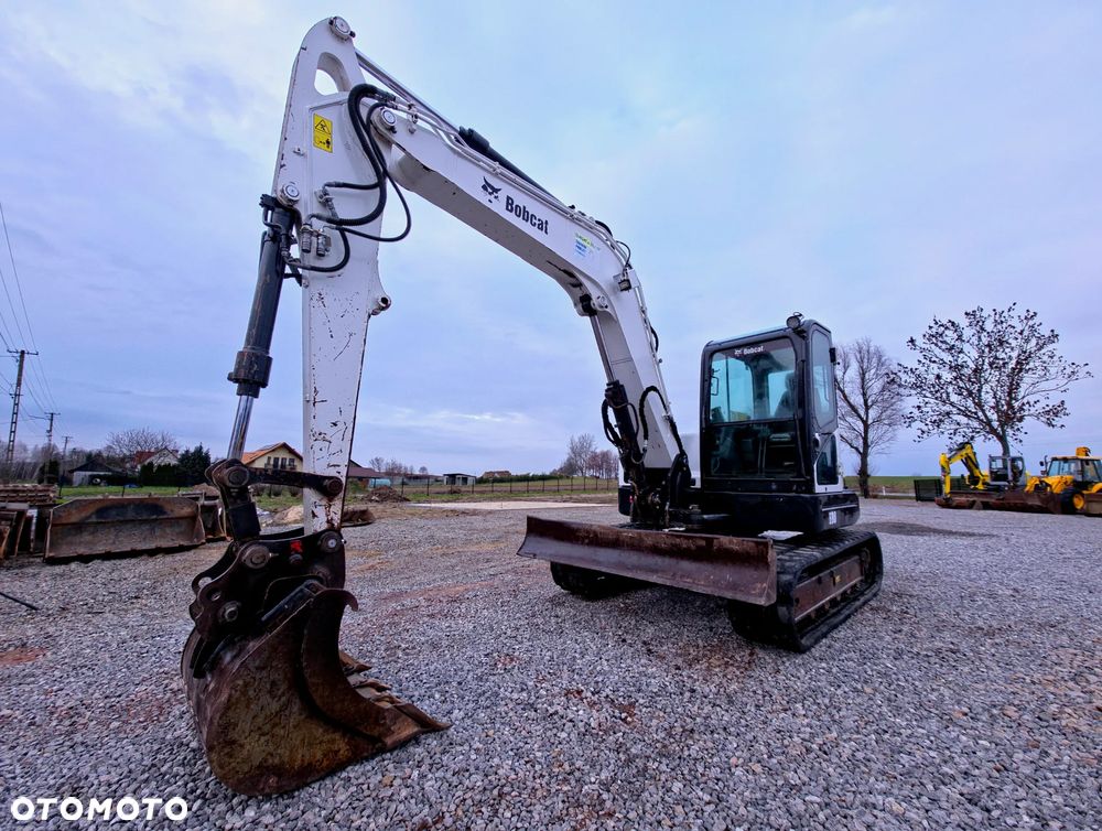 Bobcat E80 - 4