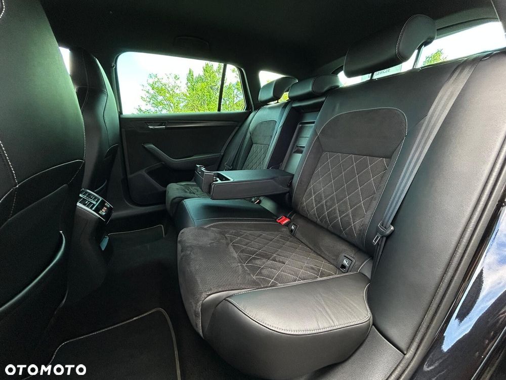 Skoda Superb 2.0 TSI Sportline DSG - 20
