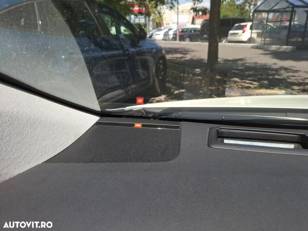 Toyota Prius - 29