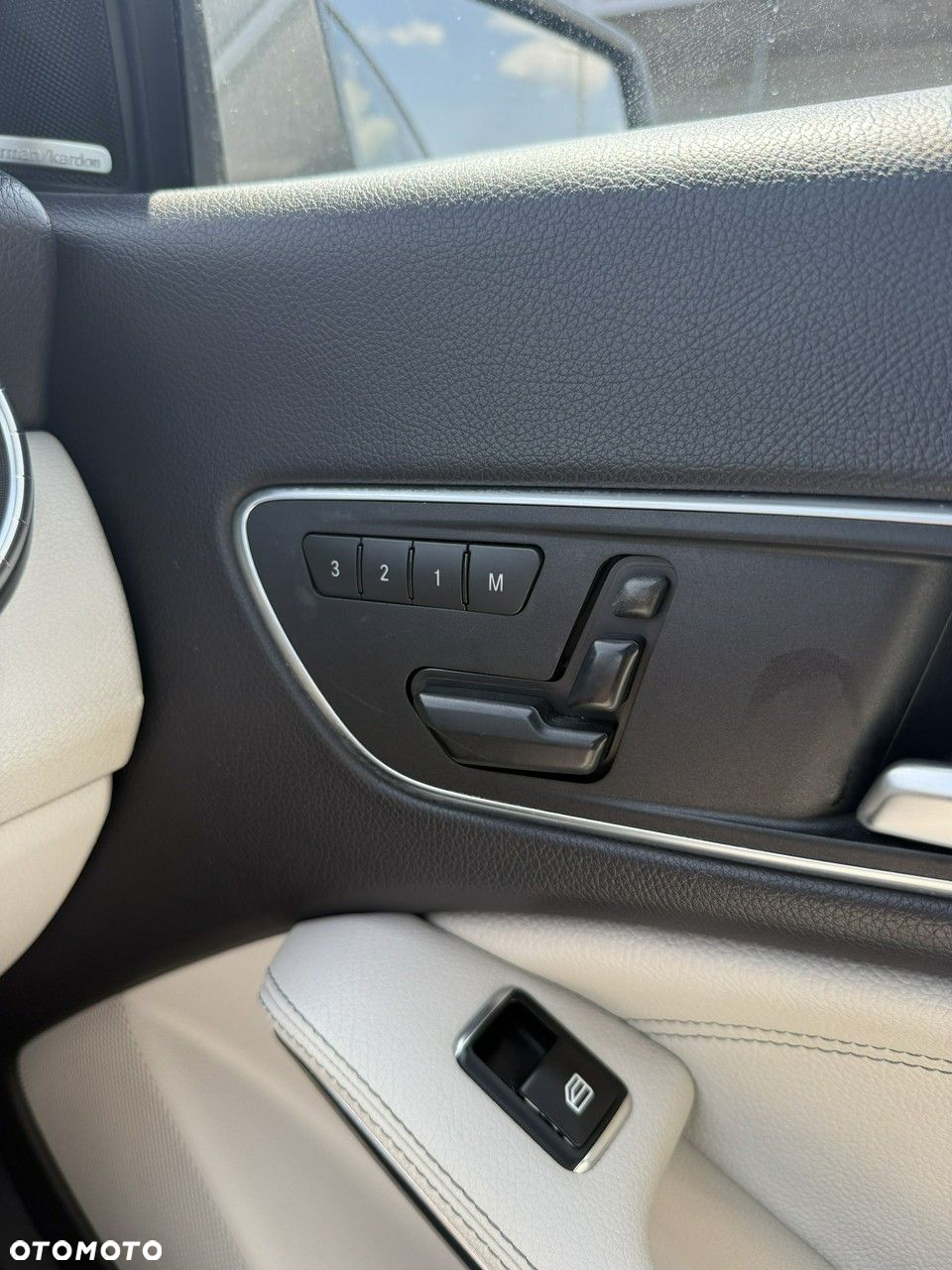 Mercedes-Benz CLA 250 7G-DCT AMG Line - 24