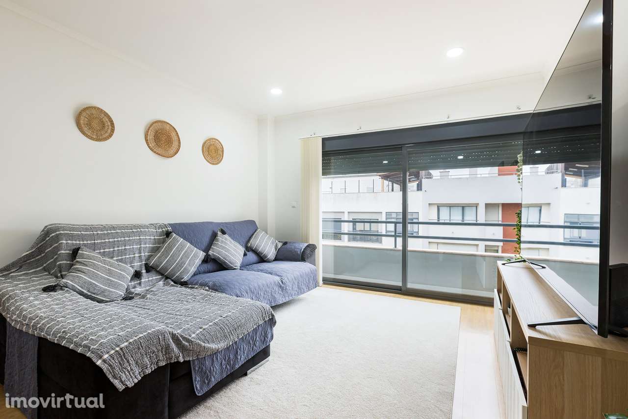 Apartamento T3, Sobreda - Grande imagem: 2/15