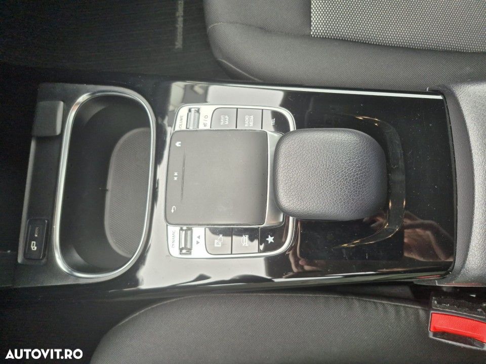 Mercedes-Benz A 180 - 12