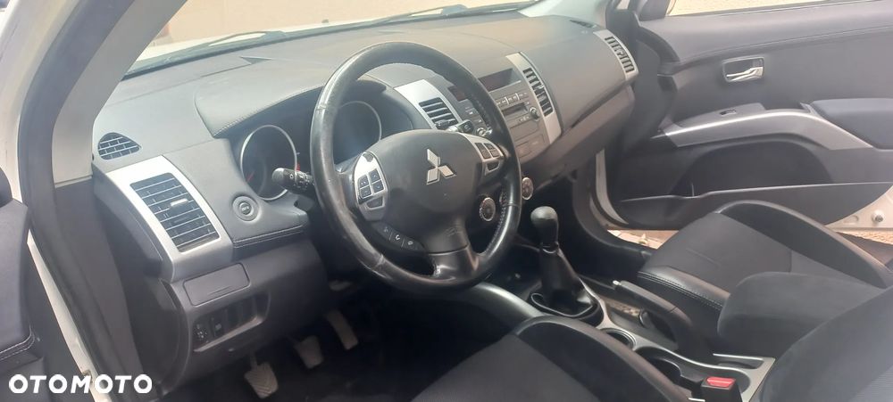 Mitsubishi Outlander 2.0 2WD Edition - 10