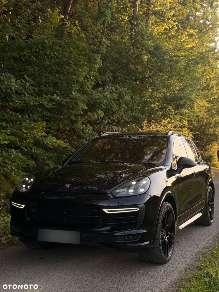Porsche Cayenne Turbo - 9