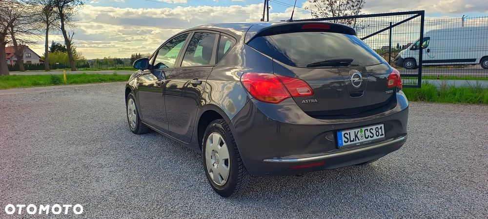 Opel Astra 1.4 Turbo 150 Jahre - 15