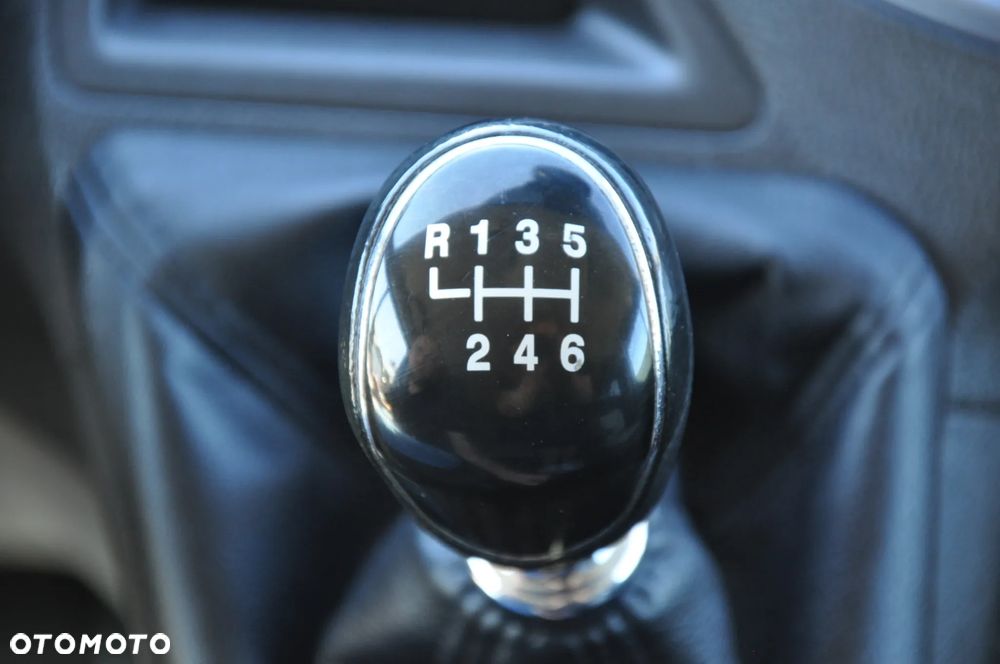 Ford TRANSIT CUSTOM 170 KM M6 Limited DCiV 290 L2 5 osobowy Brygadowy Krajowy I Właściciel Serwisowany Drzwi przesuwne z dwóch stron - 30
