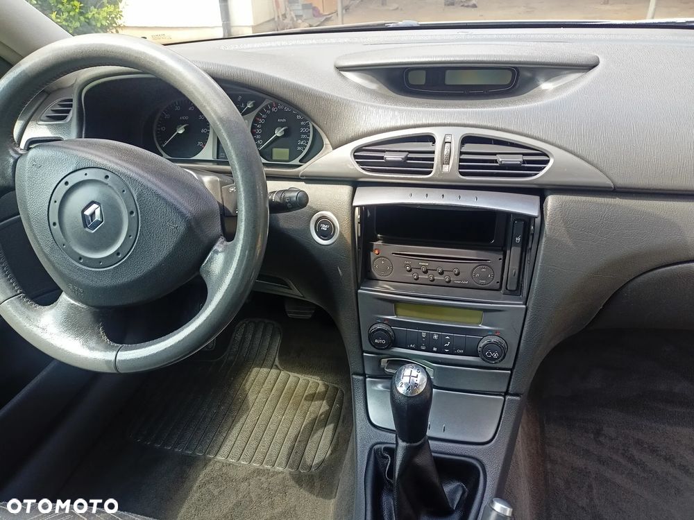 Renault Laguna - 10