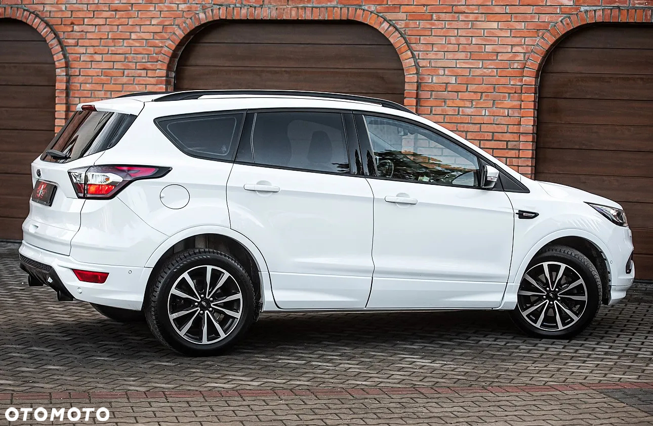 Ford Kuga 2.0 TDCi AWD ST-Line - 4