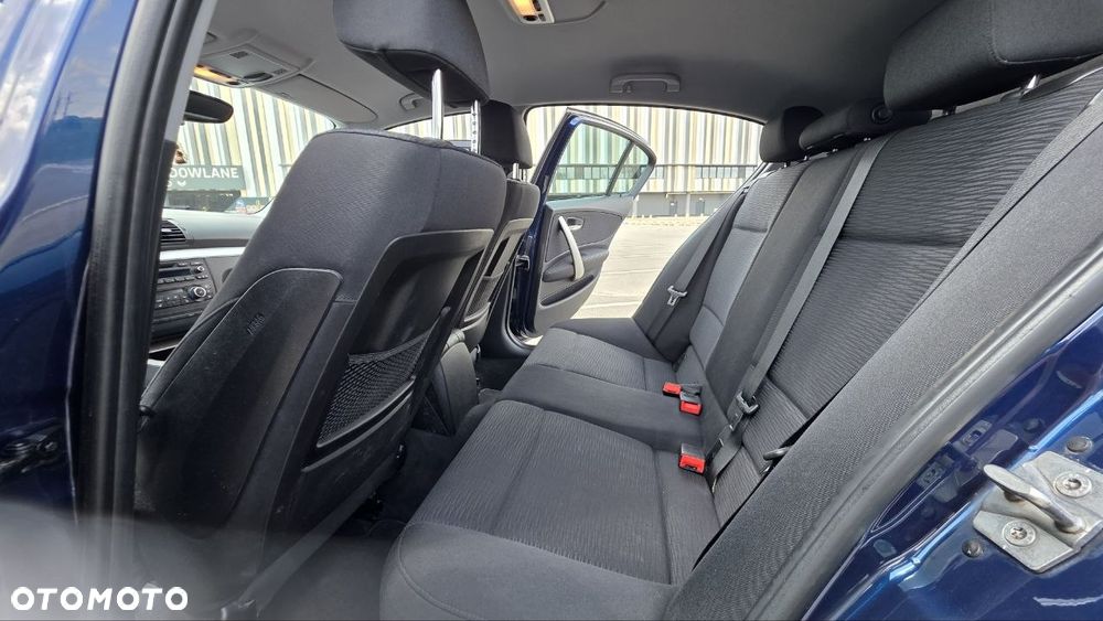 BMW Seria 1 116i - 17