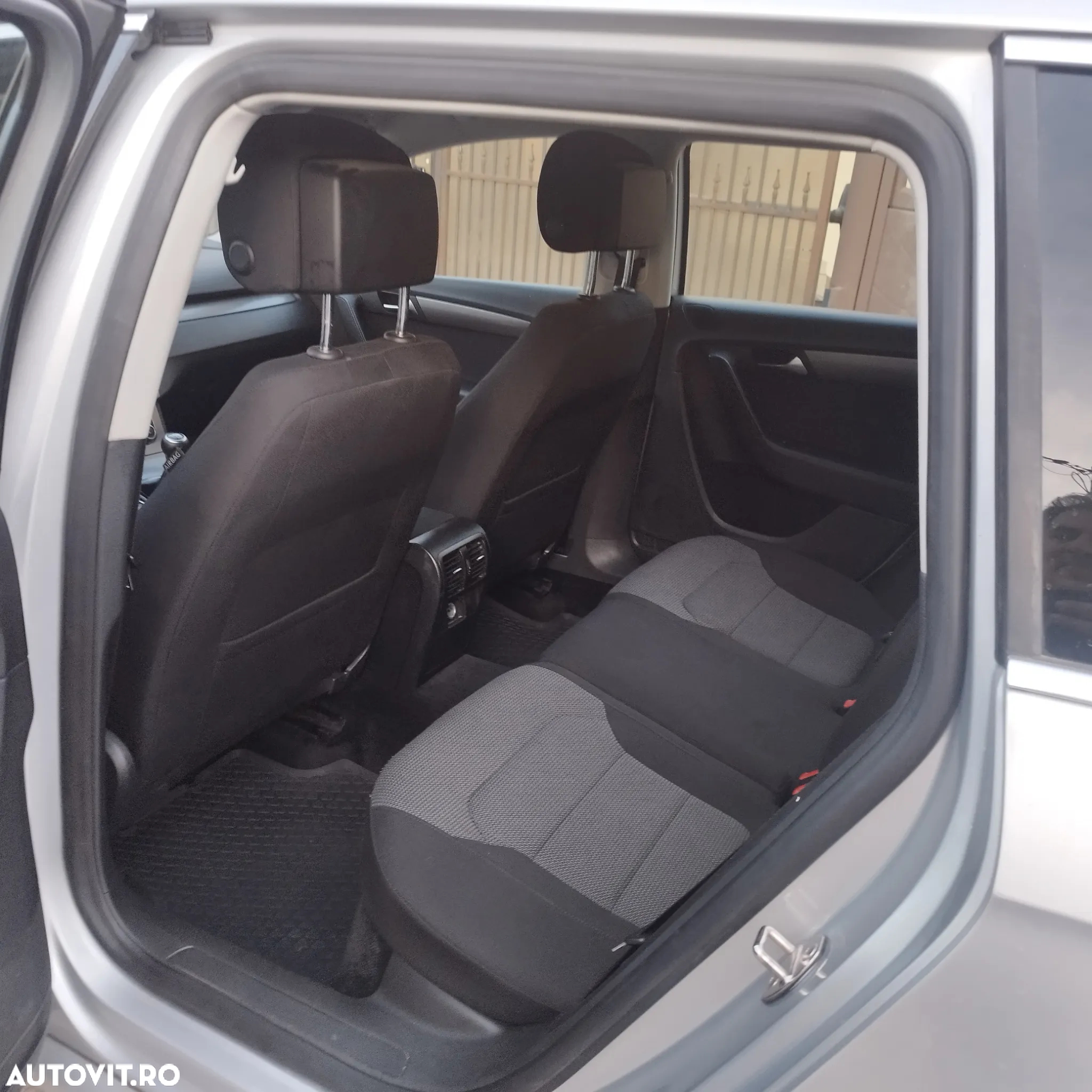 Volkswagen Passat Variant 2.0 Blue TDI SCR Highline - 6