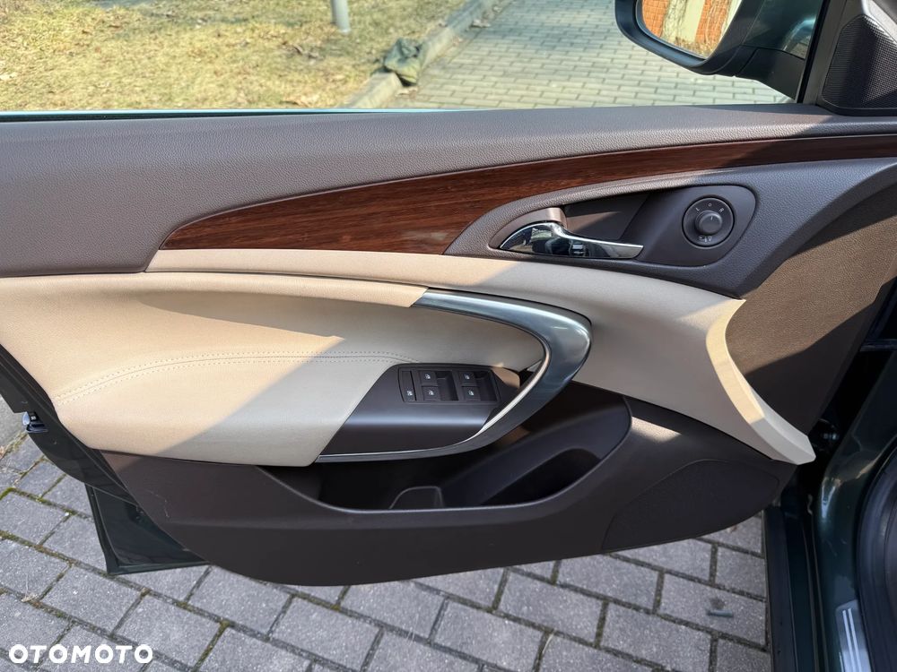 Opel Insignia 2.0 Turbo 4x4 Design Edition - 23